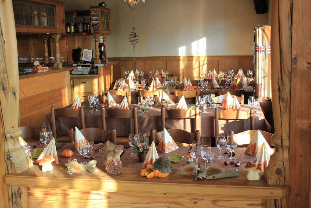 Hotel Restaurant Jura Kerzers Exterior photo