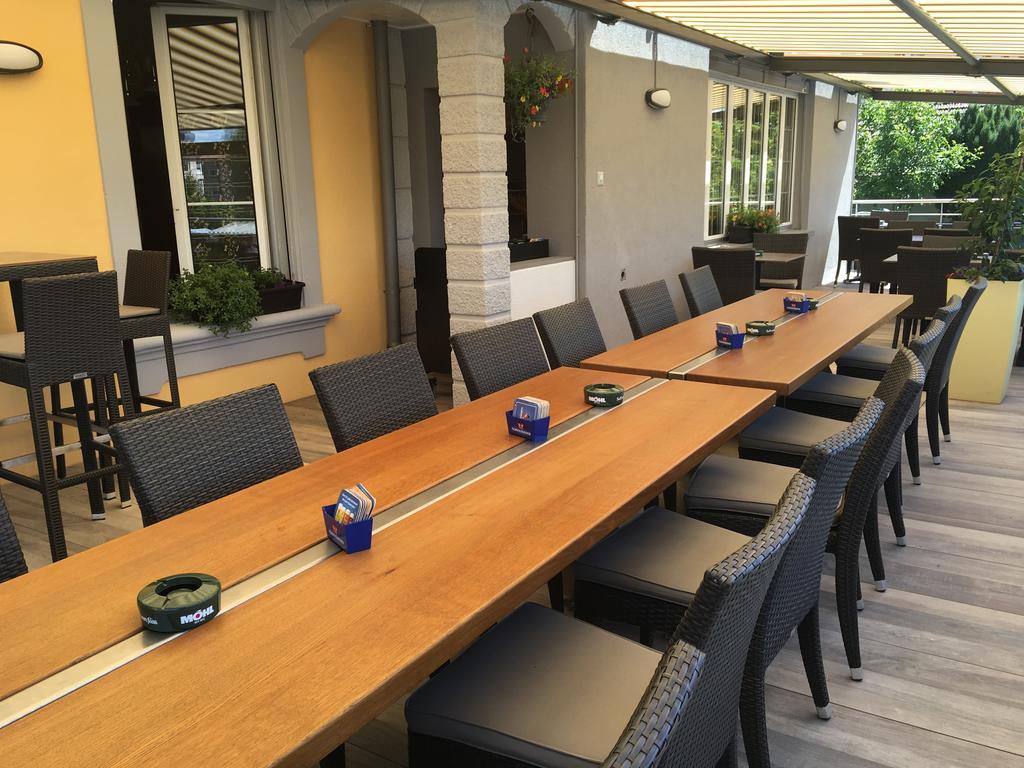 Hotel Restaurant Jura Kerzers Exterior photo