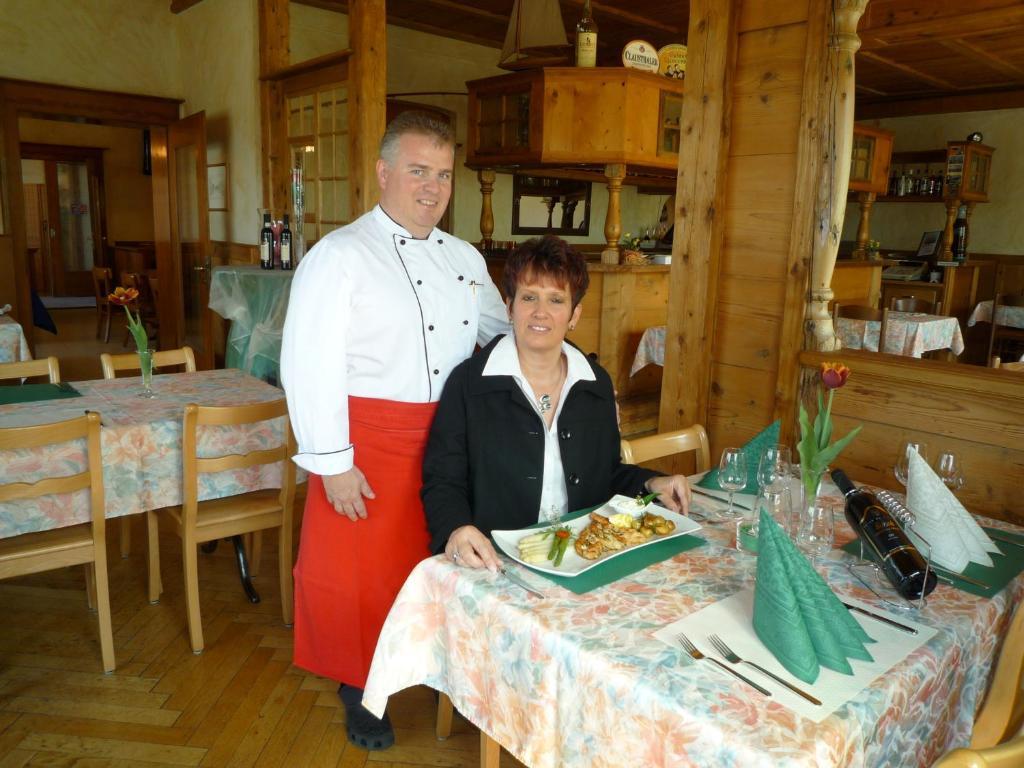 Hotel Restaurant Jura Kerzers Exterior photo